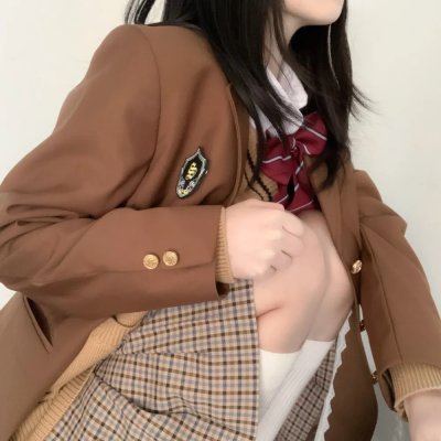 费家有女